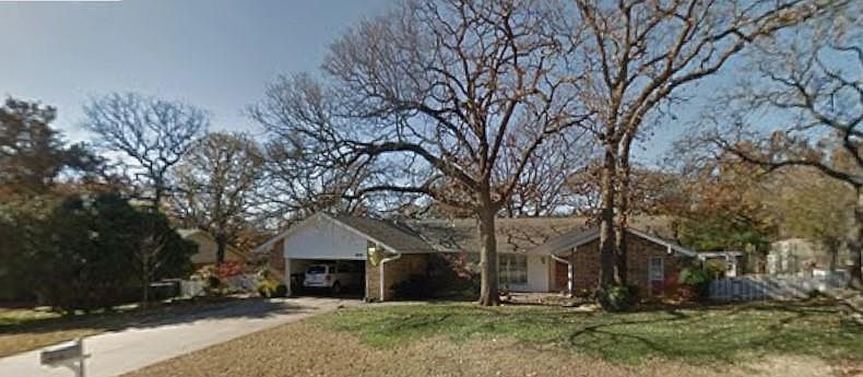 1st image of 3605 Chickasaw Dr