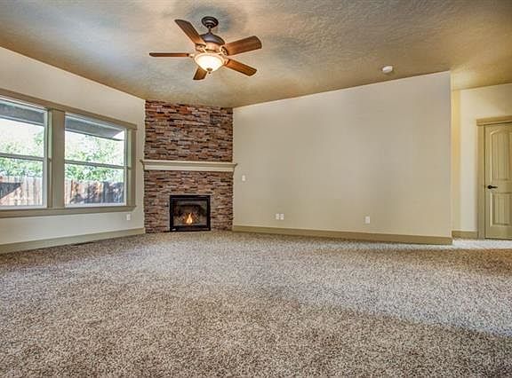 4th image of 1014 Dittman Dr
