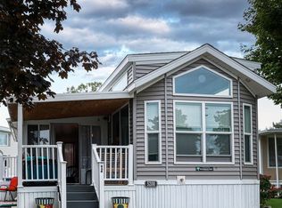 5208 Saratoga Ln, Lexington, MI 48450