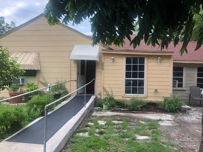 1st image of 2908 Livingston Ave