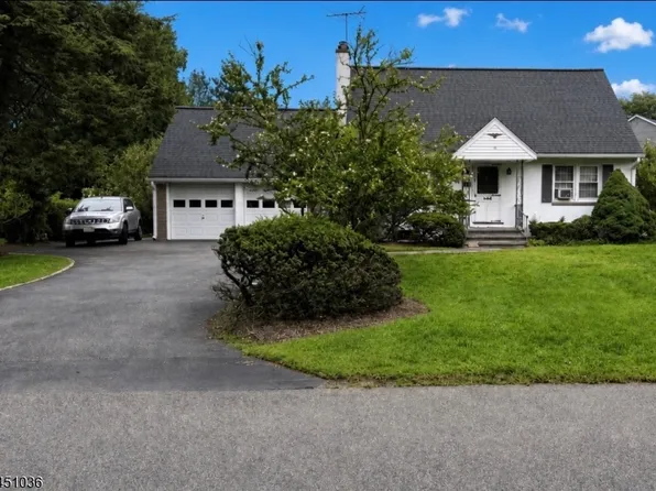 76 Linwood Ave, Midland Park Boro, NJ 07432