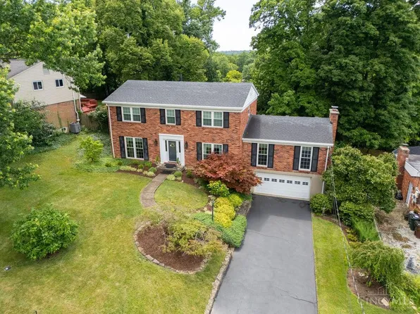 1089 Stormy Way, Cincinnati, OH 45230