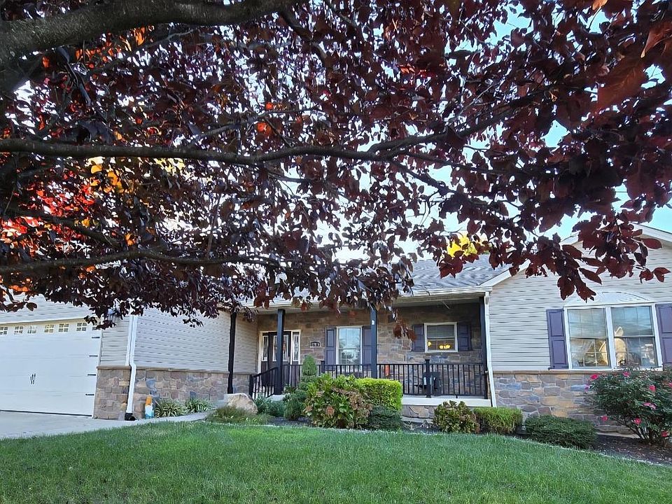 1st image of 1700 Colonial Dr