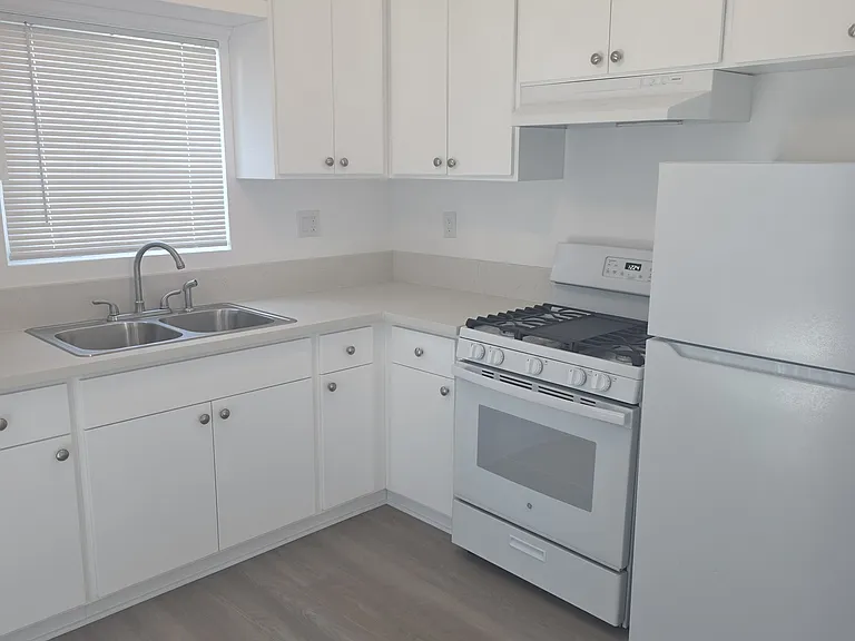 3868 S Centinela Ave #1 — Photo 5