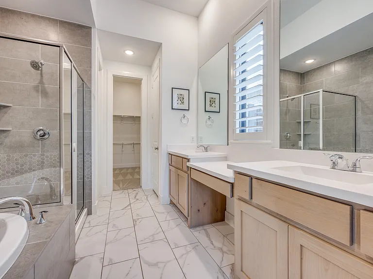 914 Songbird Ln — Photo 12