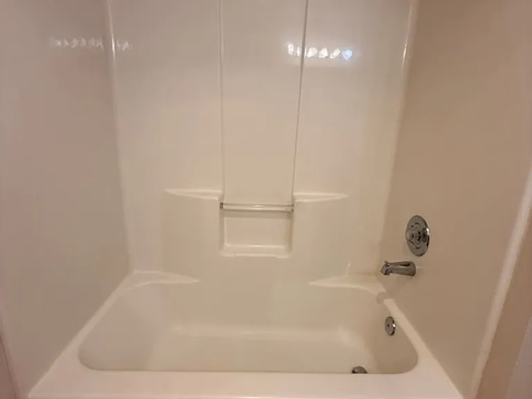 Griffin 12-Plex — Photo 12