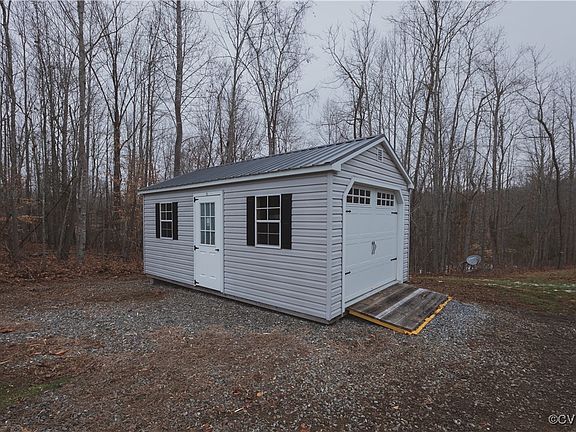 5th image of 411 Alton Ln