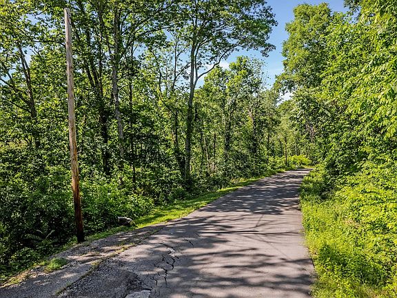 3rd image of 0 Harbor Pointe Dr Lot 38