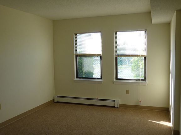 5th image of 7 Kessler Farm Dr APT 168