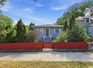 301 29th STREET W, Saskatoon, SK S7L 0M2