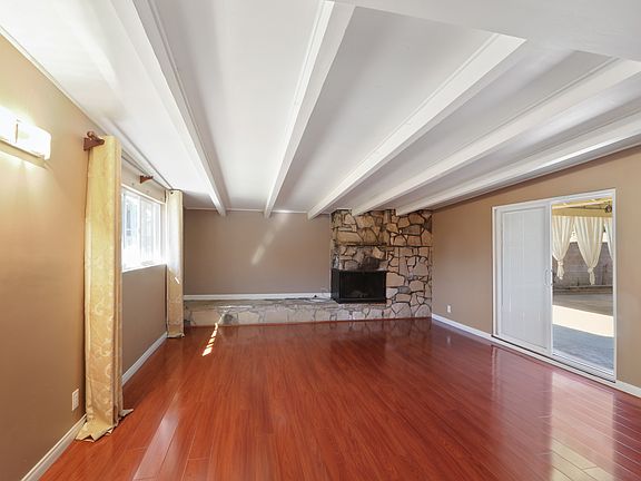 3rd image of 653 S Evanwood Ave