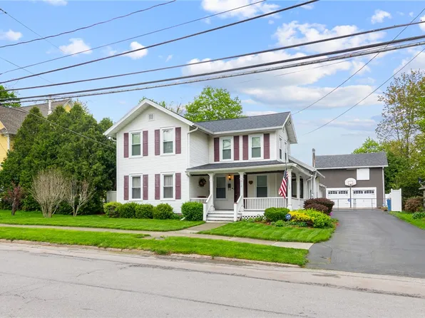 612 Mason St, Newark, NY 14513