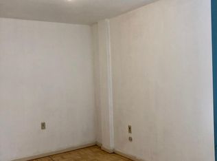 1219 Race St APT 23, Philadelphia, PA 19107