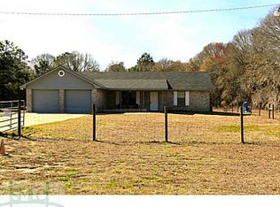 318 NE Smith Cox Ln, Ludowici, GA 31316