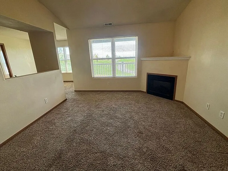 6005B Chapel Hill Blvd #201 — Photo 2
