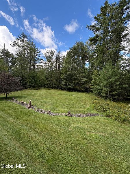 3rd image of 9 Pine Kill Lane