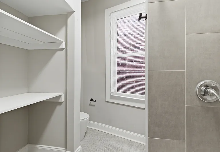 2322 Callow Ave #2 — Photo 12