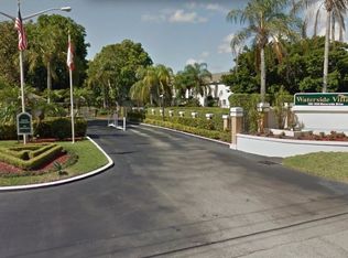 314 Waterside Dr, Hypoluxo, FL 33462