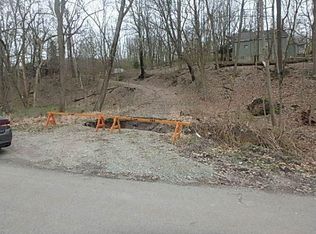 450 Jackson Rd, Pittsburgh, PA 15239