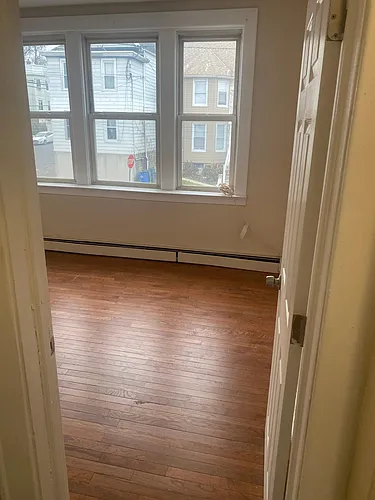 324 Forest St #5 Photo 1