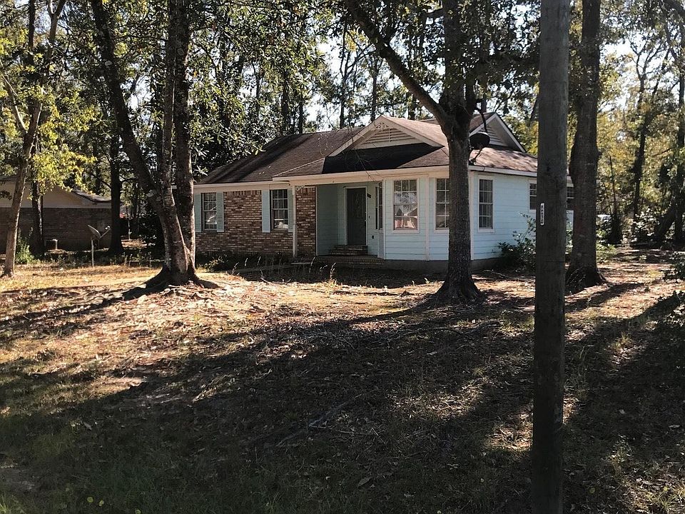 1st image of 618 E Gate Cir
