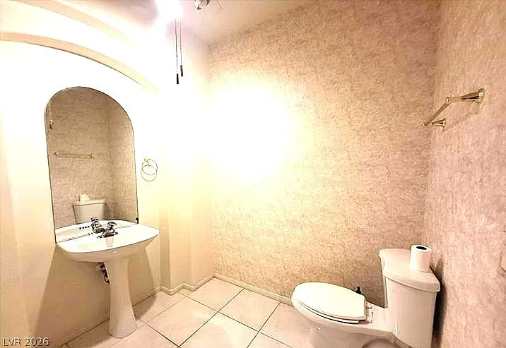 1904 Bocale Ct — Photo 18