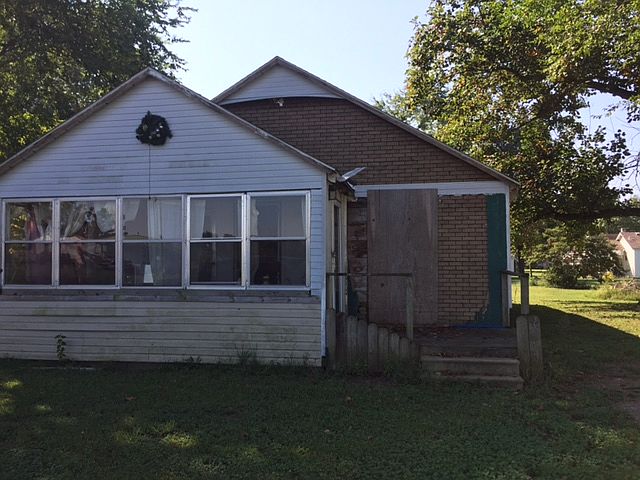 2nd image of 300 Goodin Ave