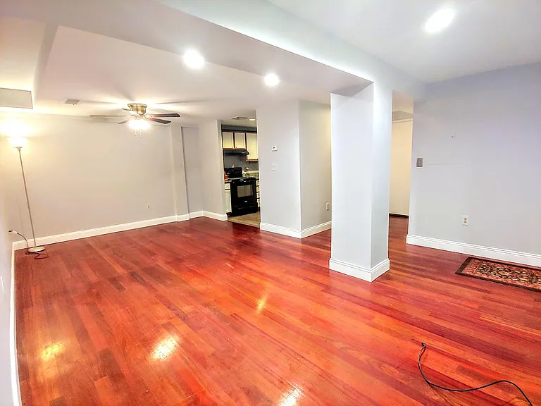 10 Weston Ave #114 — Photo 7