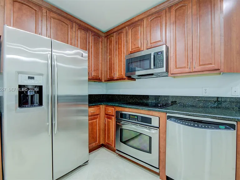 16101 Emerald Estates Dr #250 — Photo 19