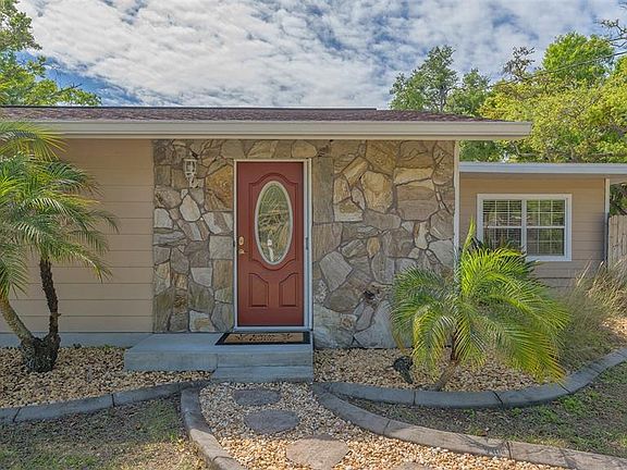 4th image of 3818 Gocio Rd