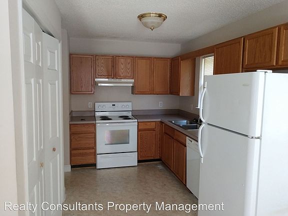 3rd image of 5829 Carla Ln