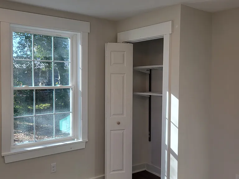 15 Montgomery Ave — Photo 9