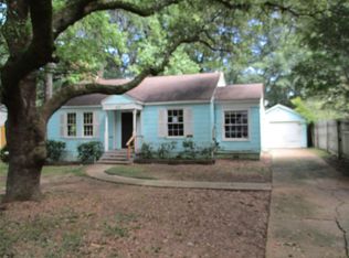 522 Robinhood Rd, Jackson, MS 39206