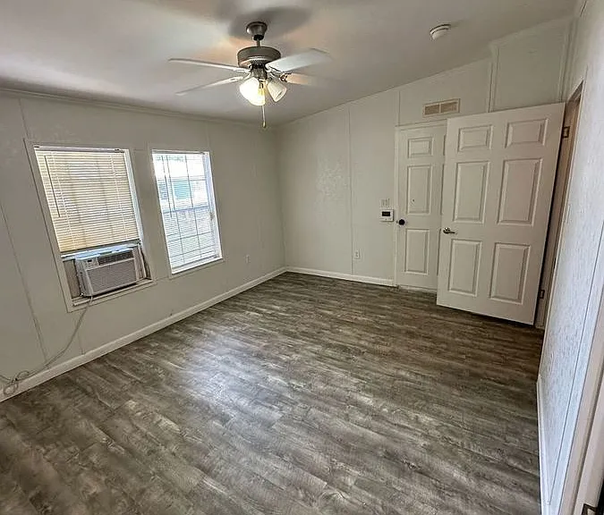 11832 Leeward Pl — Photo 28