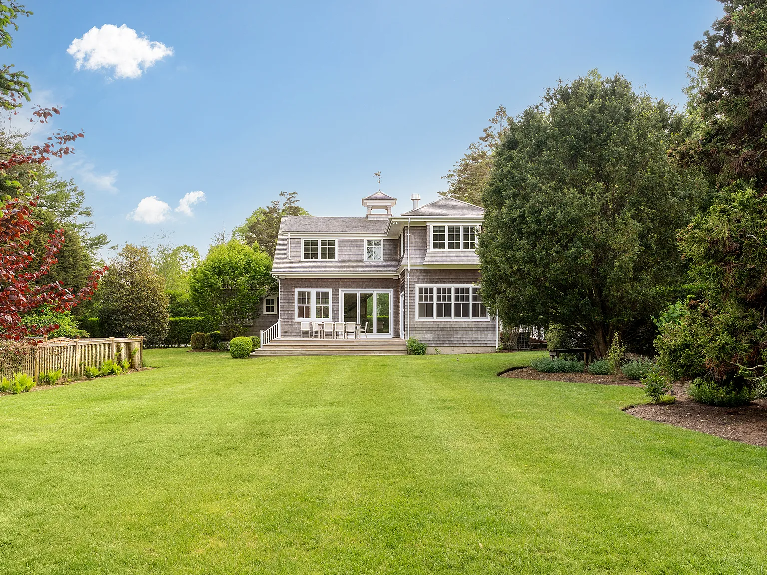 Water Mill South Designer Traditional — Photo 3