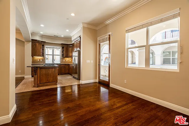 3838 Tilden Ave — Photo 11
