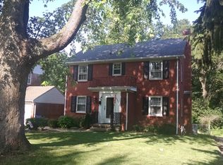 403 N Oakcrest Ave, Decatur, IL 62522