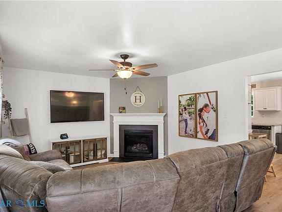 5th image of 18345 Barham Woods Dr
