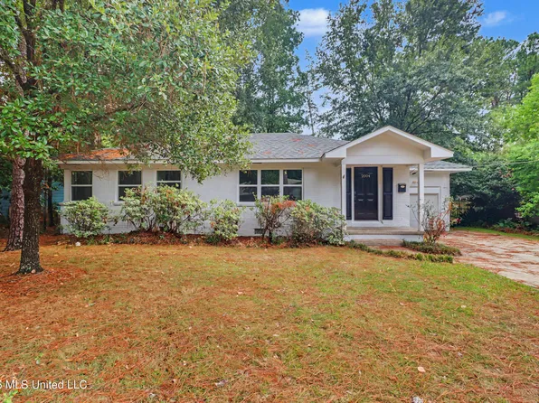 2004 Ridgeway Ln, Hattiesburg, MS 39401