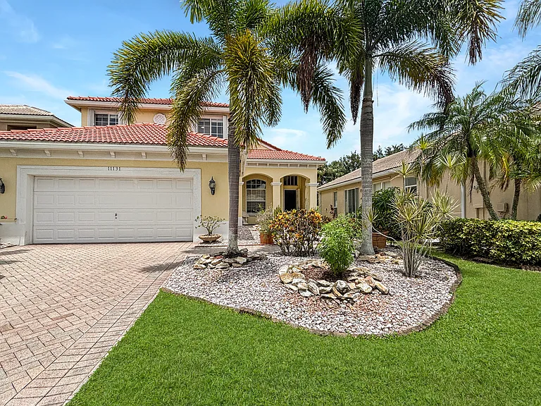 11131 Laurel Walk Rd — Photo 2