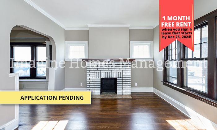 1st image of 2155 Clarence Ave #1