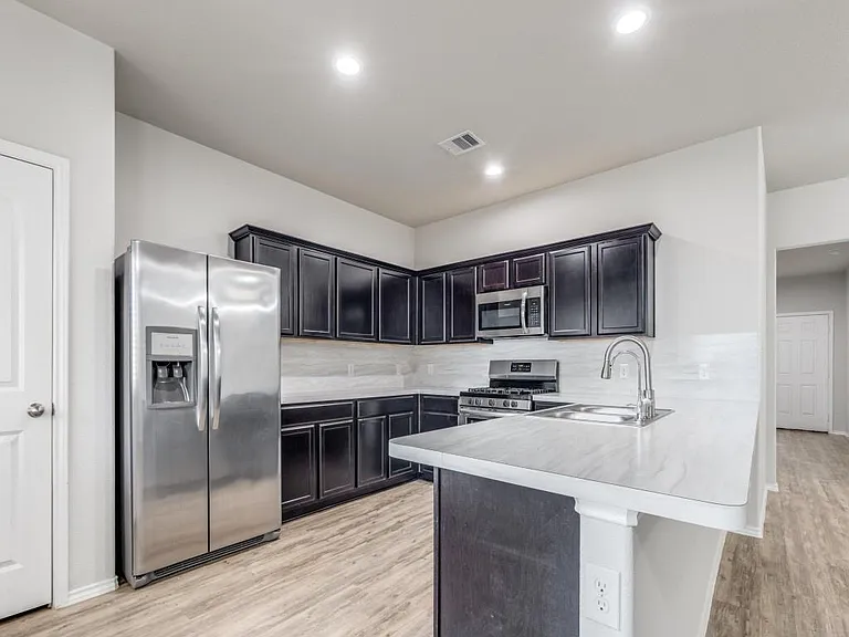 14214 Glacier Bay Ct — Photo 10