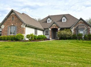 N16W27394 Riverland Dr, Pewaukee, WI