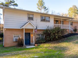 407 Old Central Rd, Clemson, SC 29631