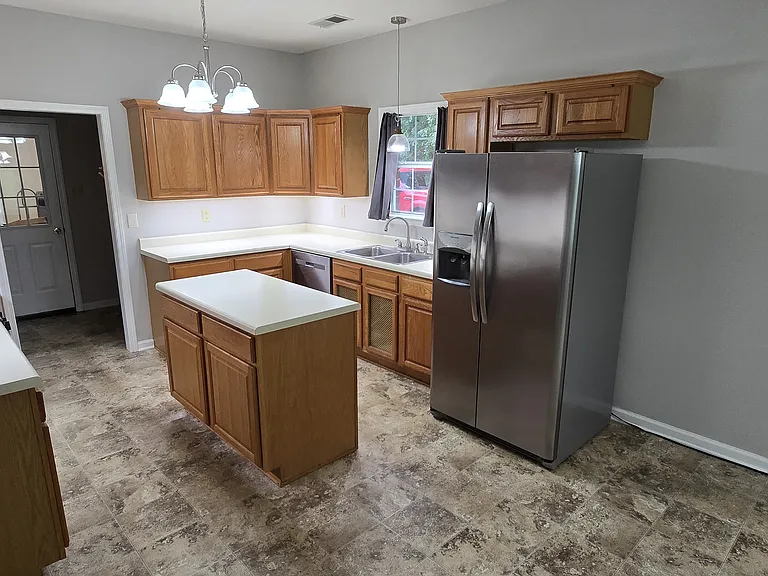 75 Austin Cir — Photo 17