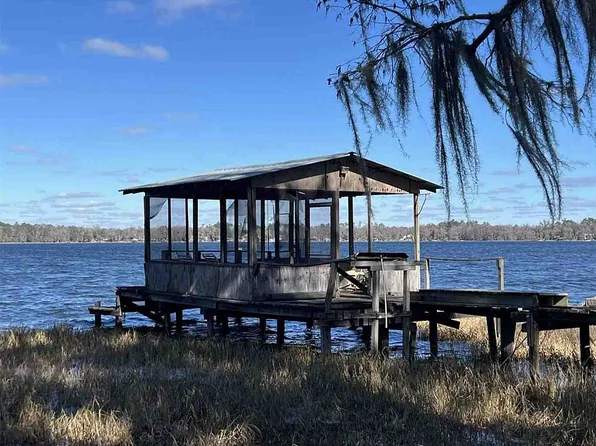 1827 NE Cherry Lake Cir, Madison, FL 32340