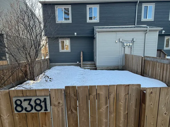 8381 29th Ave NW, Edmonton, AB T6K 3J9
