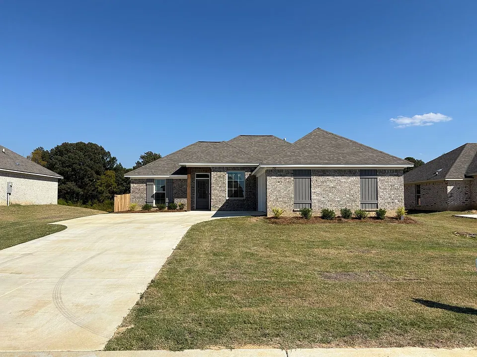 150 Madisonville Dr