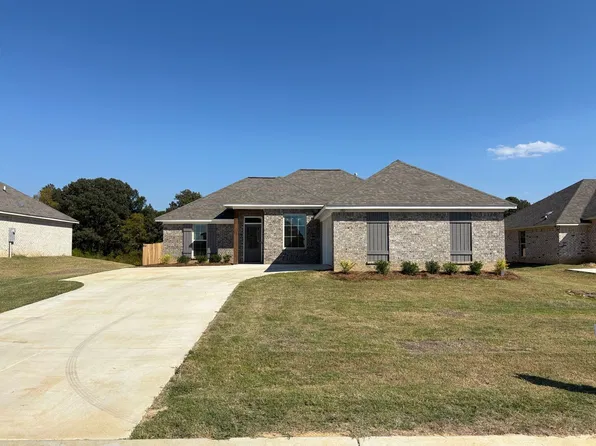 150 Madisonville Dr, Canton, MS