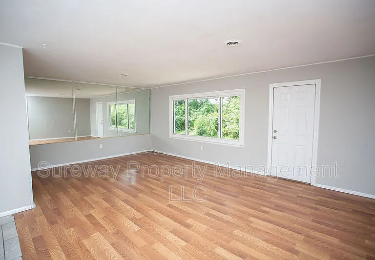 17 Snowdon Ln — Photo 10
